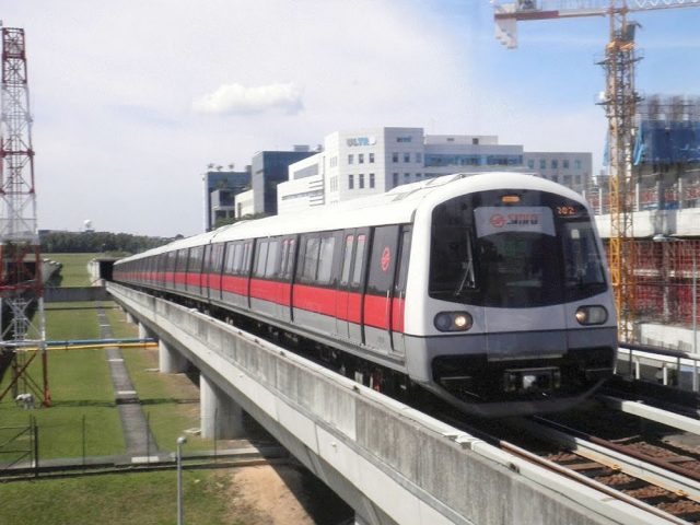 https://www.azeetapipe.com/wp-content/uploads/2021/04/Singapore-MRT-project-640x480.jpg